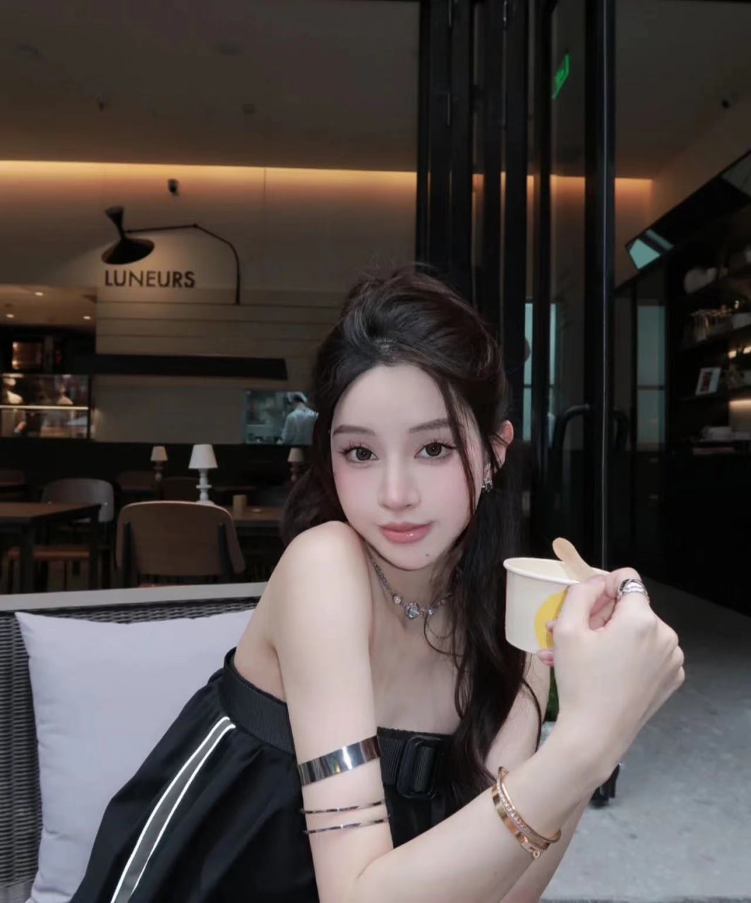 MIKE & LIXIA SHOPPING